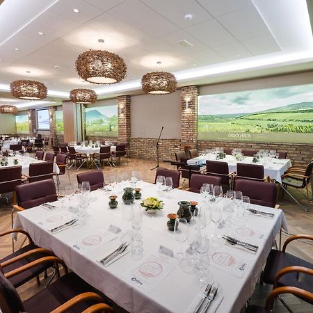 Bock Hotel Ermitage Villány Екстериор снимка