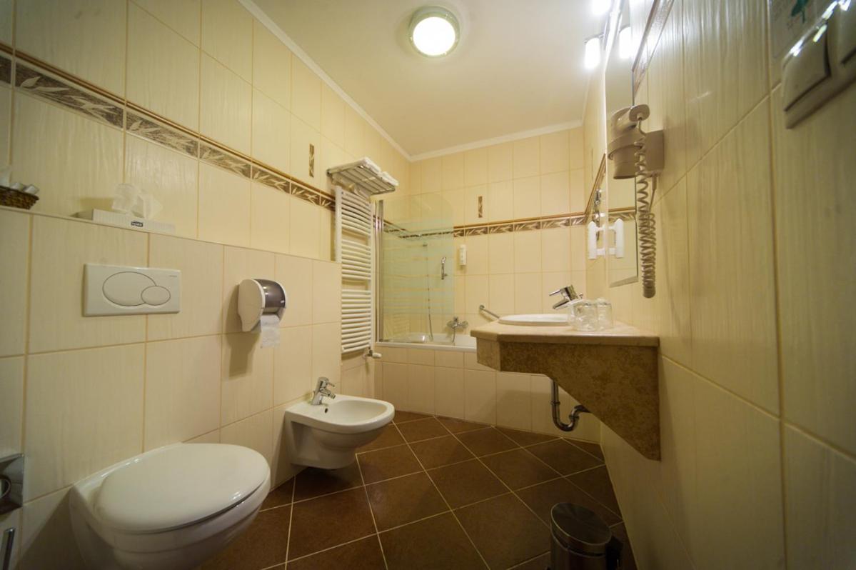 Bock Hotel Ermitage Villány Екстериор снимка